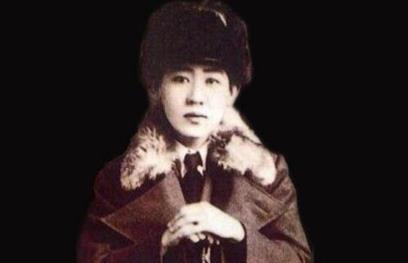 身为大清格格却是中国间谍：悲惨的童年注定今后人生