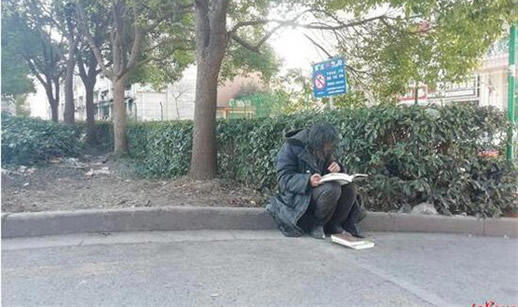 抖音上海金句流浪汉走红：流浪大师流浪背后始末详情