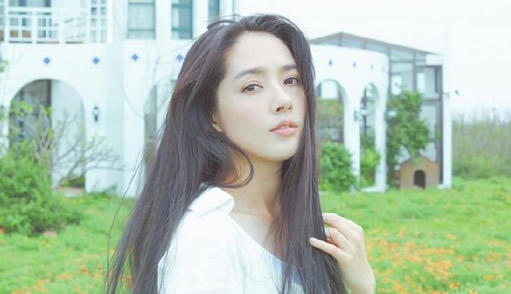 向佐公开表白郭碧婷画面曝光：郭碧婷这样回应向佐