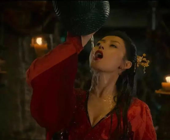 张天爱鲛珠传剧照：鲛珠传张天爱红裙魅惑（图）