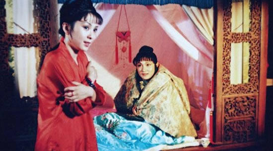 贾宝玉和谁发生过关系 《红楼梦》贾宝玉第一次是和谁