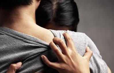 男人移情别恋的表现：男人移情别恋了怎么办