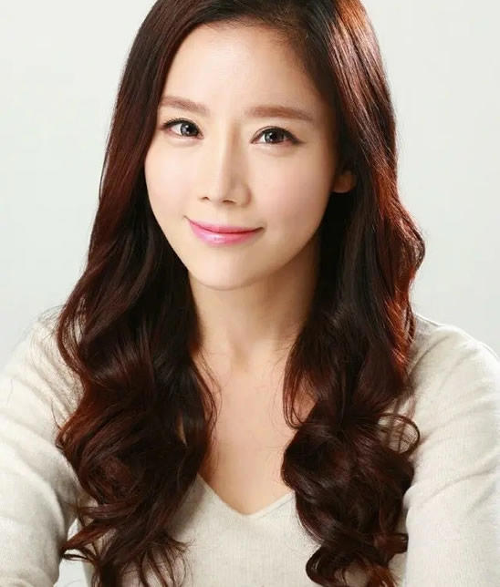 十大高颜值韩国r级女演员：大尺度电影作品图及简介