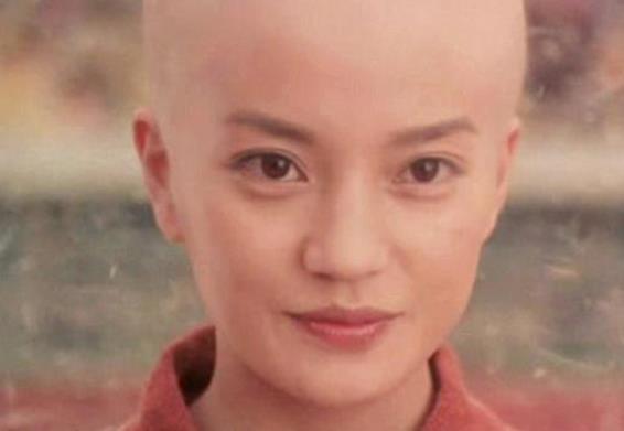 娱乐圈十大光头美女：其中一位让人毛骨悚然