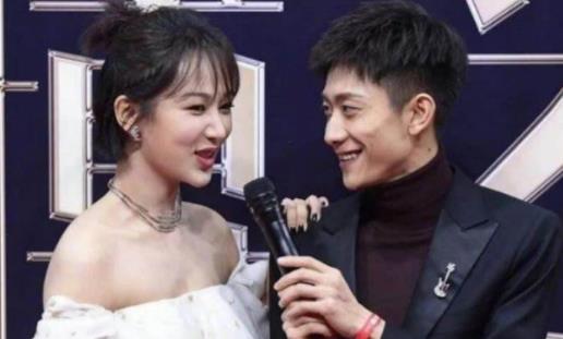 杨紫张一山同台 《家有儿女》全员罕见同台