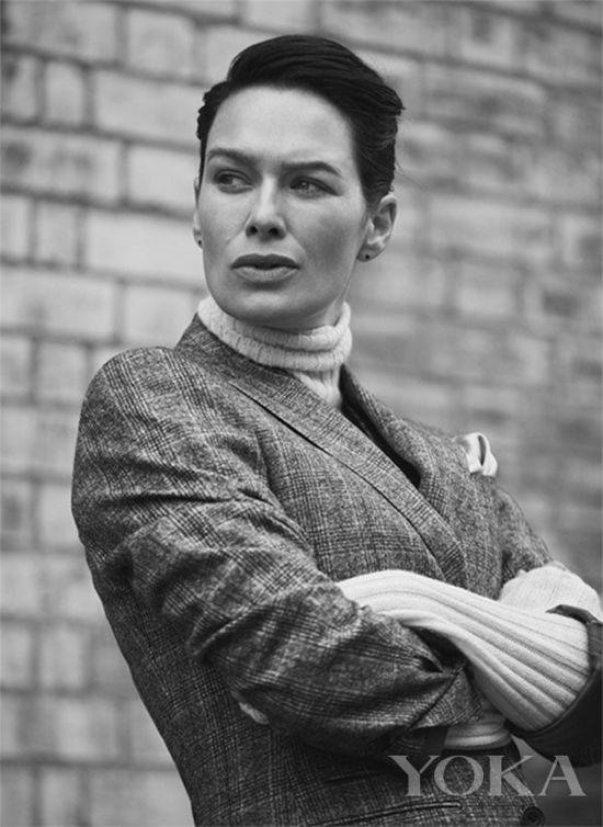 女星男装穿搭蛊惑性十足 这些女演员的男装帅呆了