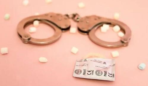 适合情侣之间玩的7种玩具,你知道几个?