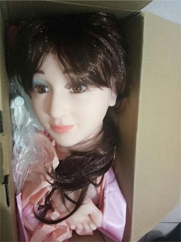 实体娃娃好用吗？— 使用者分享经验和感受